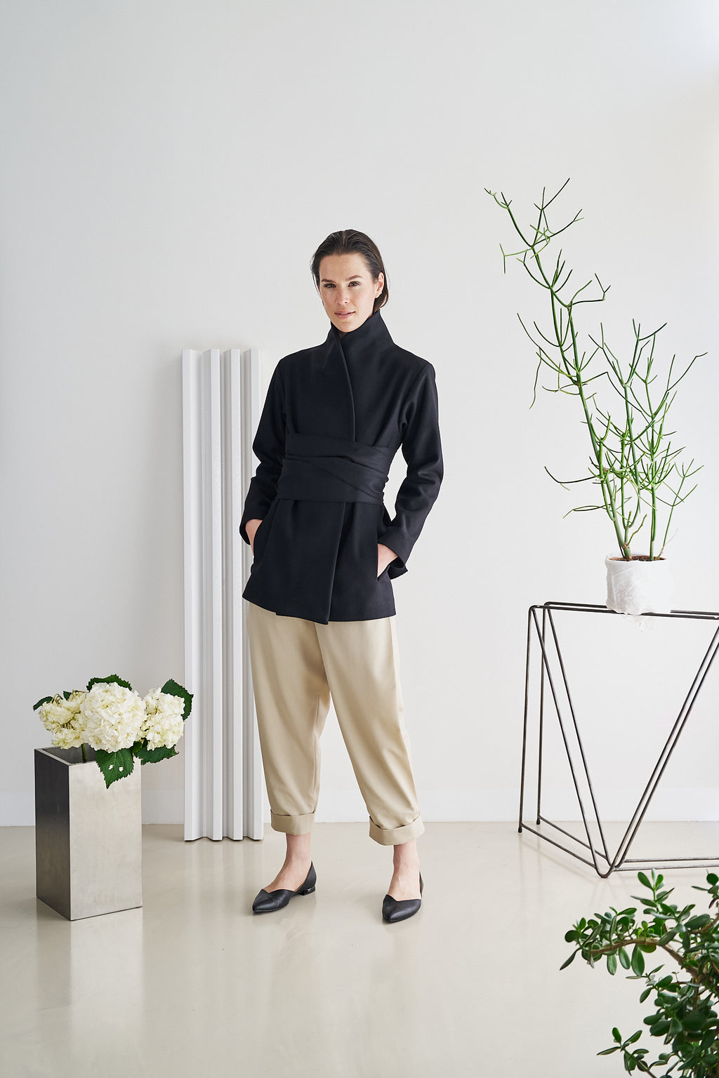 Etherea Summer WOOL WRAP BLAZER BLACK